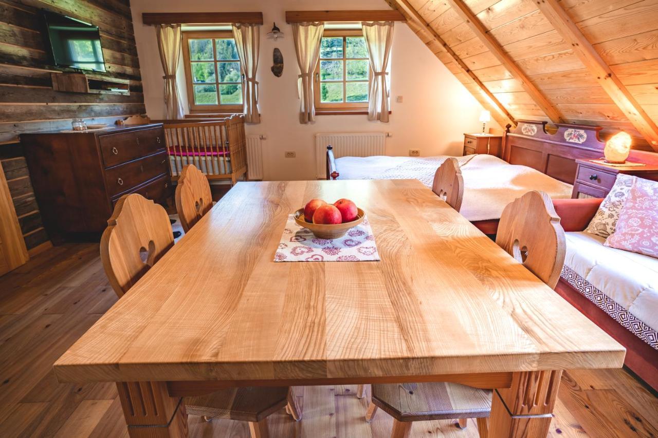 Villa Tourist Farm Senkova Domacija Zgornje Jezersko Exterior foto